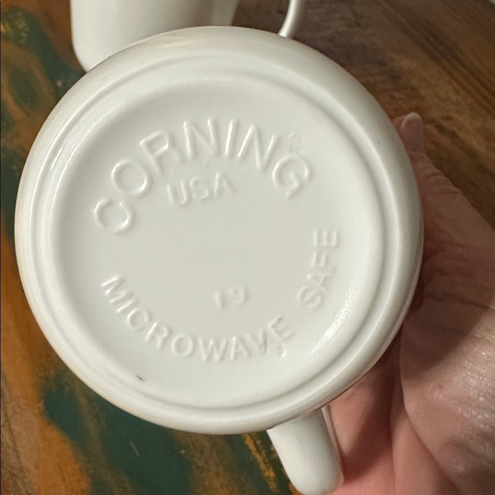 Vintage Corningware White Ceramic Mugs Set of 2 - Picture 2 of 4